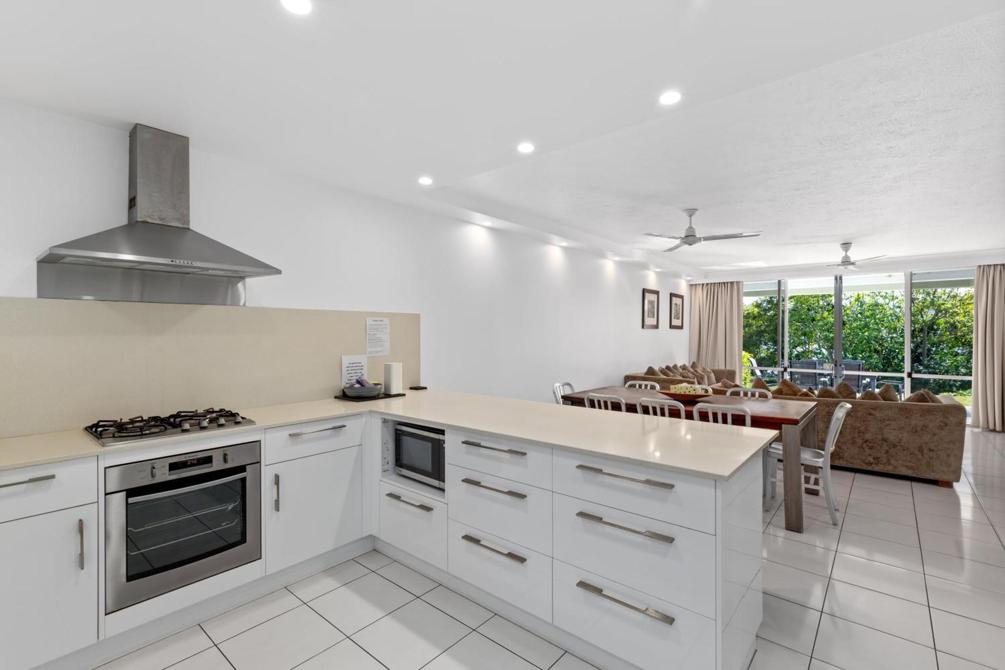 Lagoon Apartments On Hamilton Island By Hiha Exteriör bild